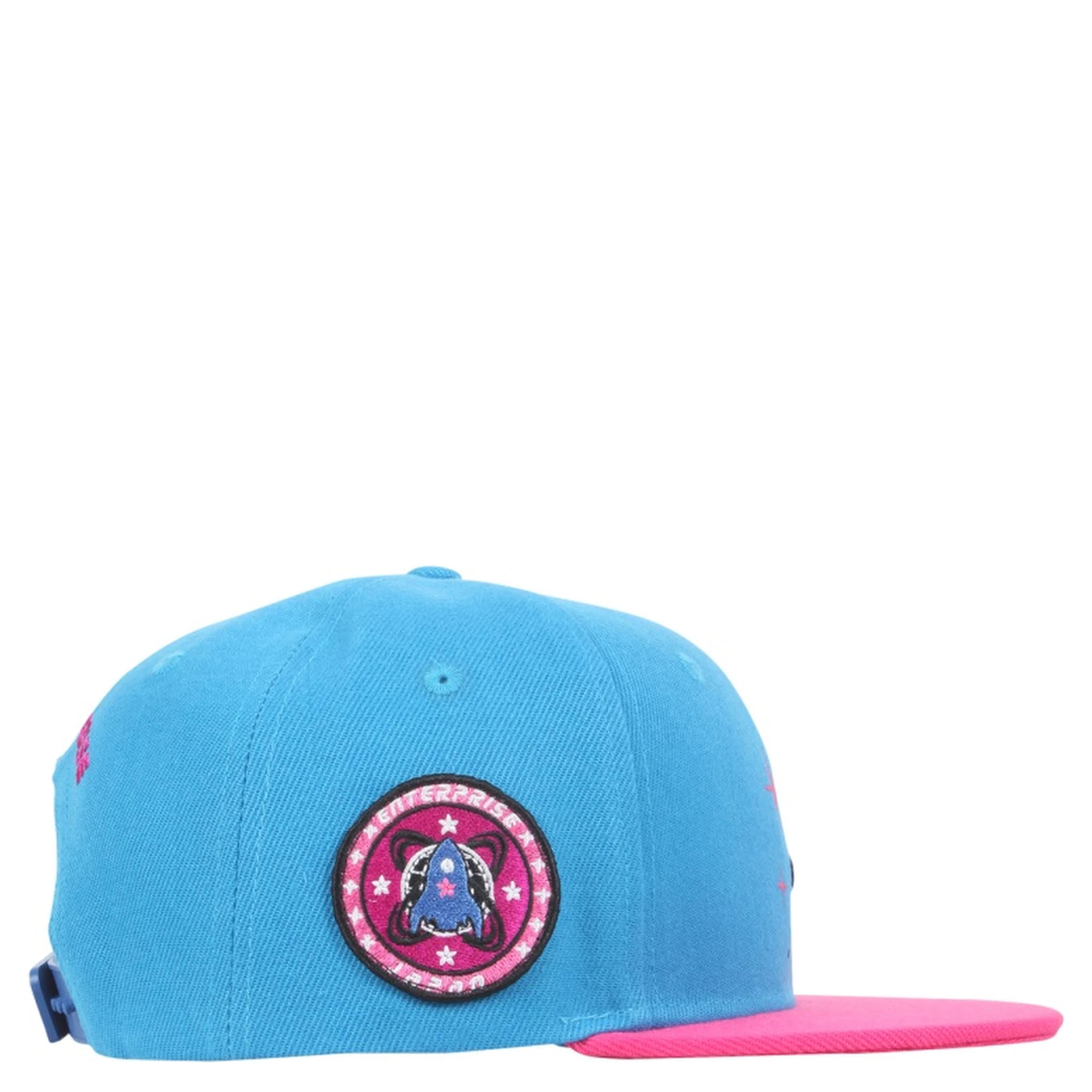SNAPBACK HAT