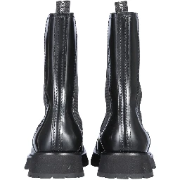 STUDDED BOOT