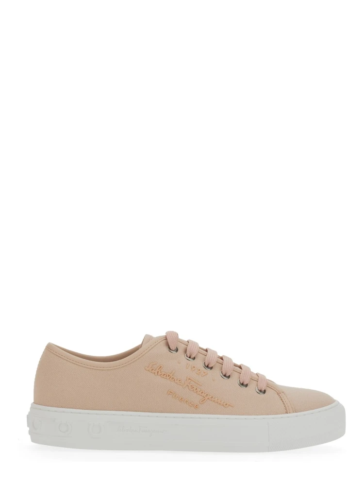 SNEAKER WITH LOGO