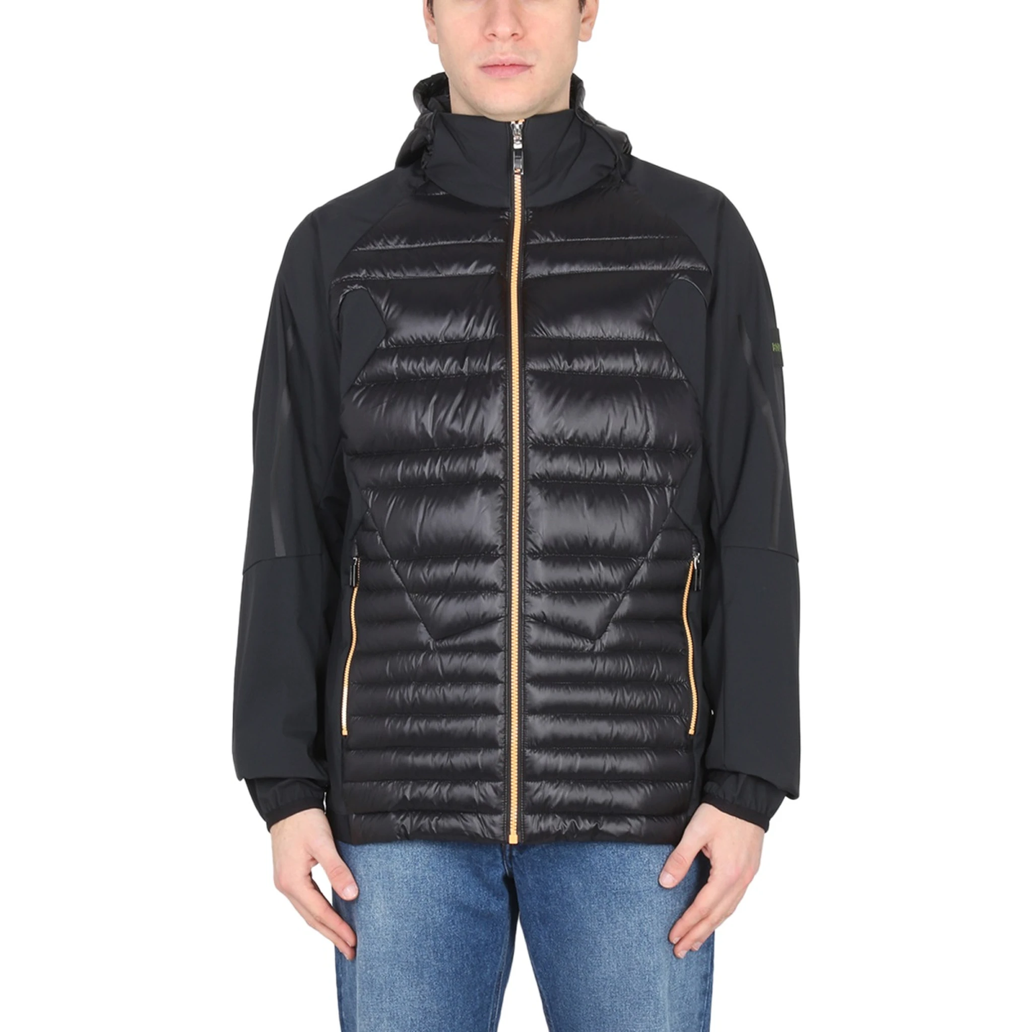 HOODED JACKET