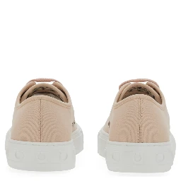 SNEAKER WITH LOGO