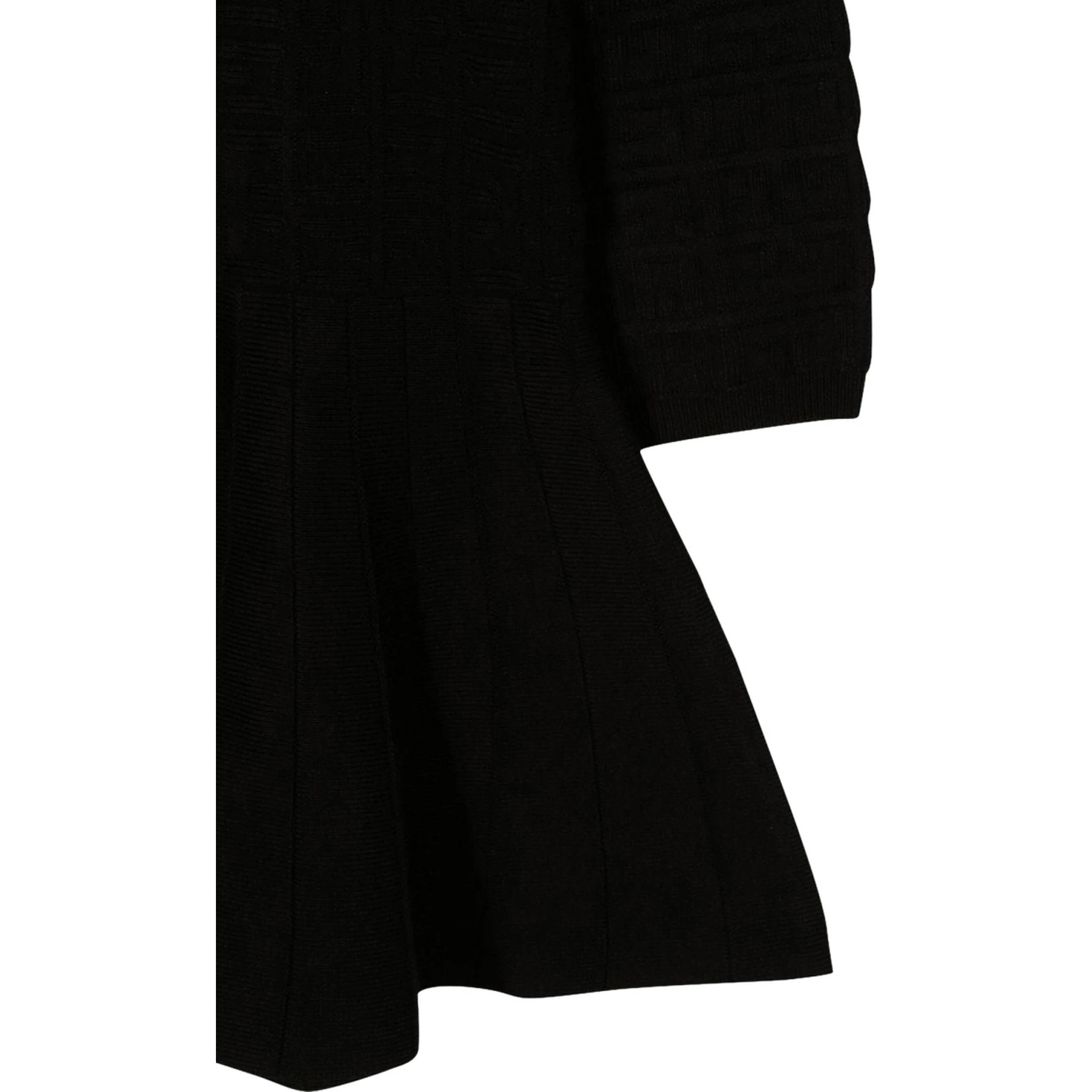 LONG-SLEEVED DRESS