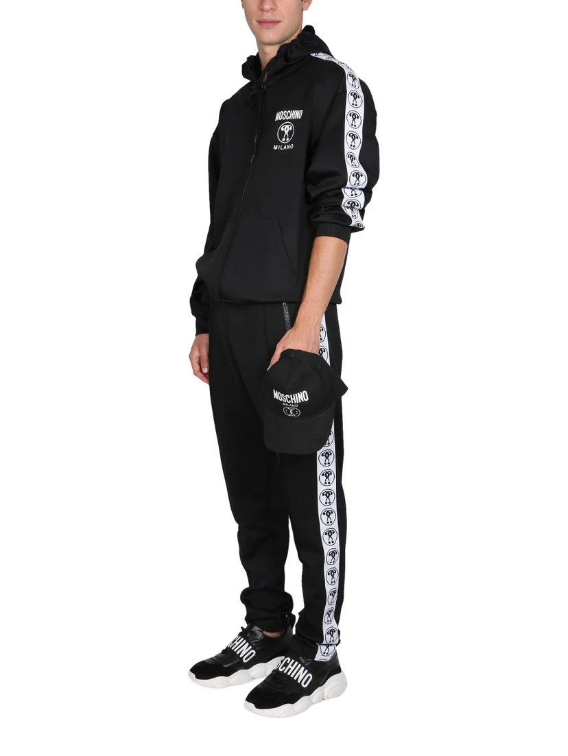 JOGGING PANTS