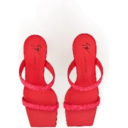 MULES WITH GLITTER