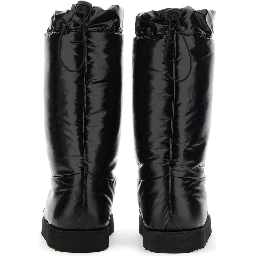 SKI BOOTS