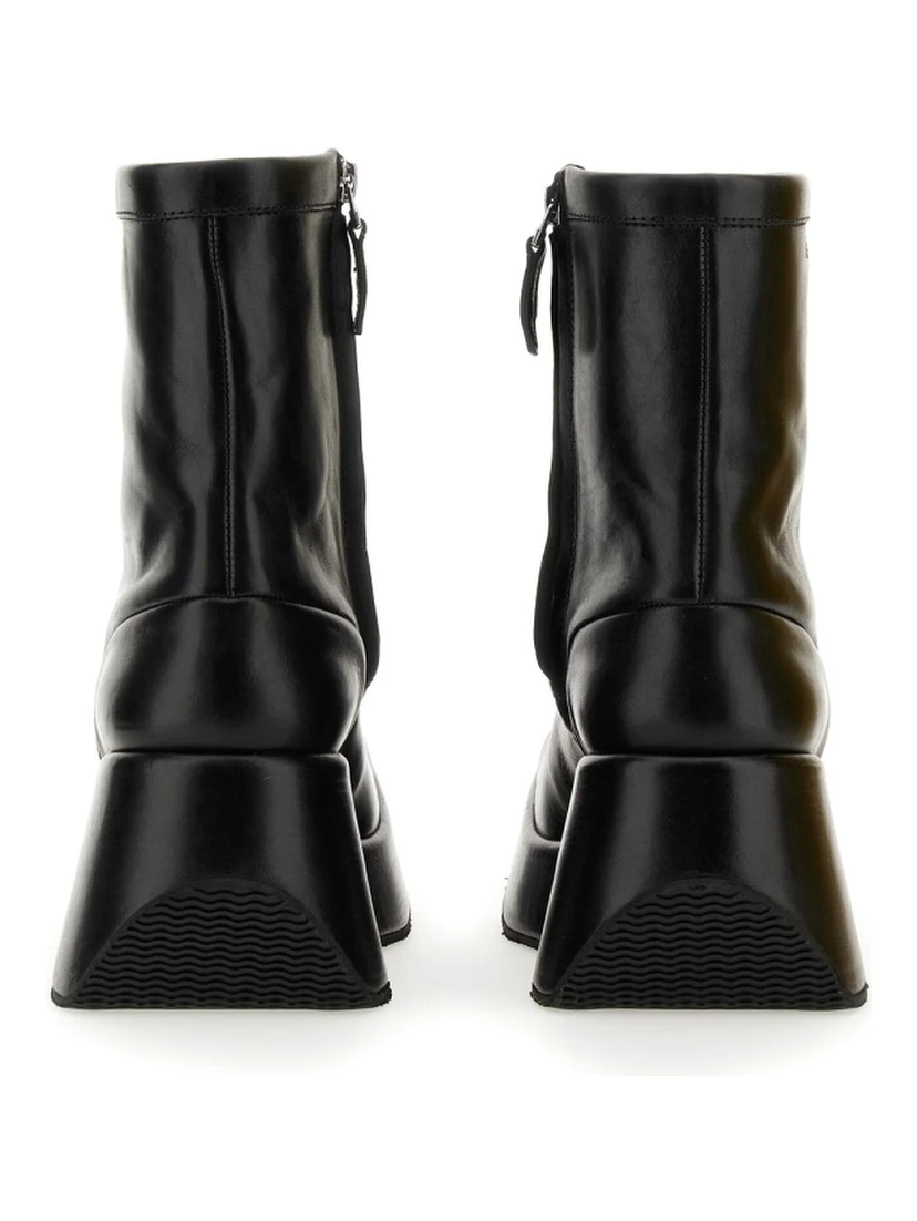 ANKLE BOOT WITH SQUARE TOE