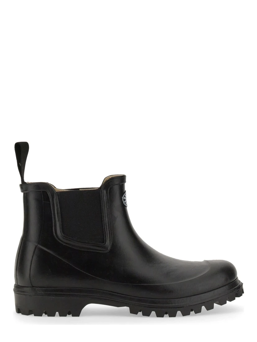 RUBBER BOOT