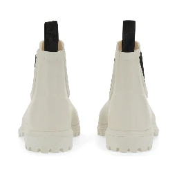 RUBBER BOOT