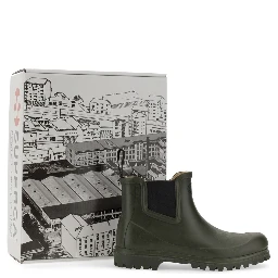 RUBBER BOOT