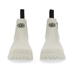 RUBBER BOOT