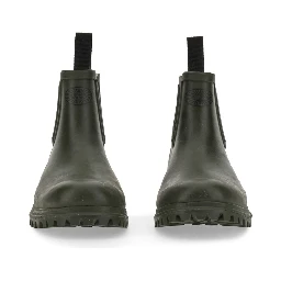 RUBBER BOOT