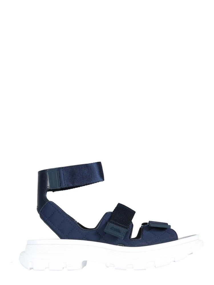 TREAD SANDALS