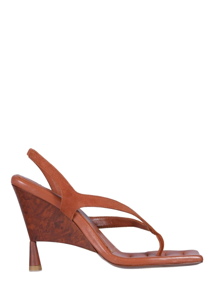 ROSIE 12 FOOTBED