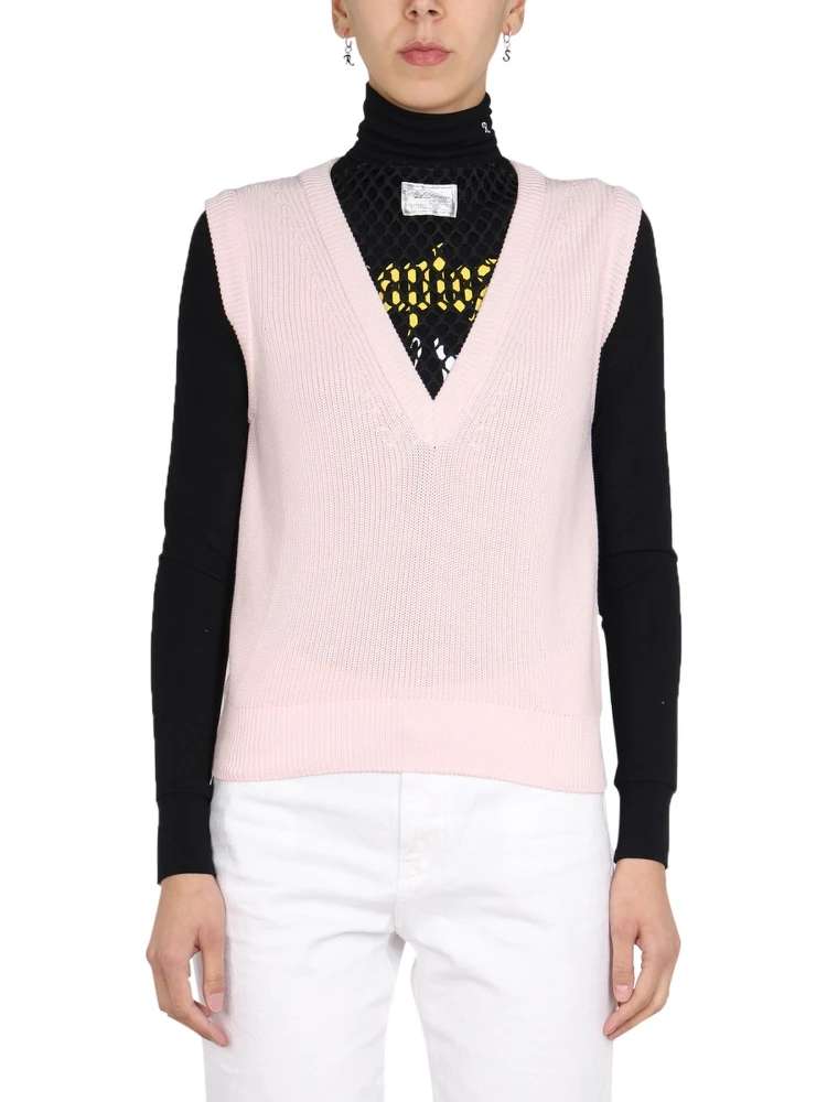 KNITTED VEST