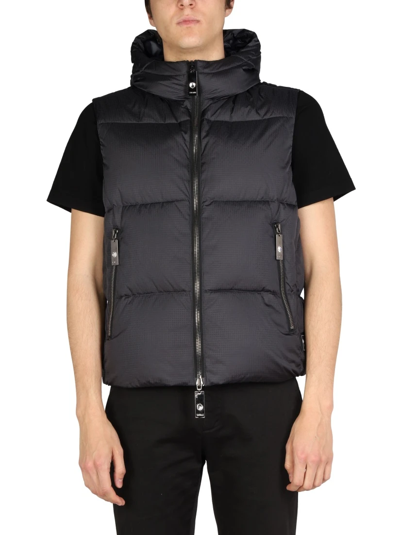 HOODED VEST