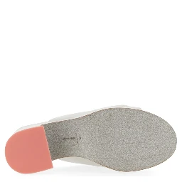 EYELIKE SANDAL