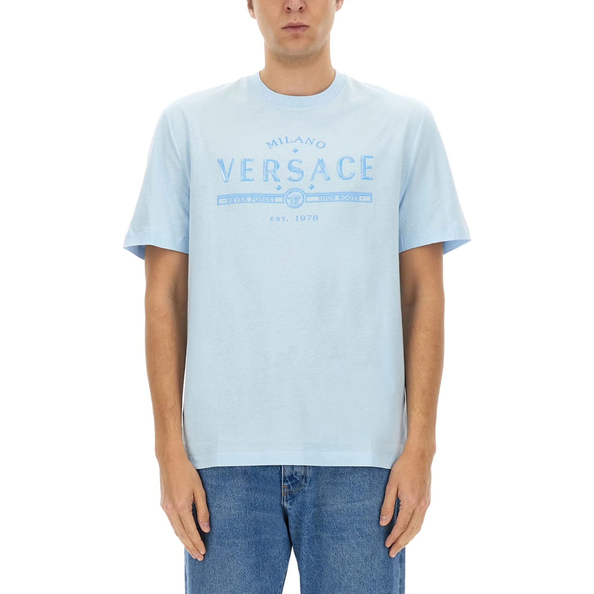 T-SHIRT WITH LOGO