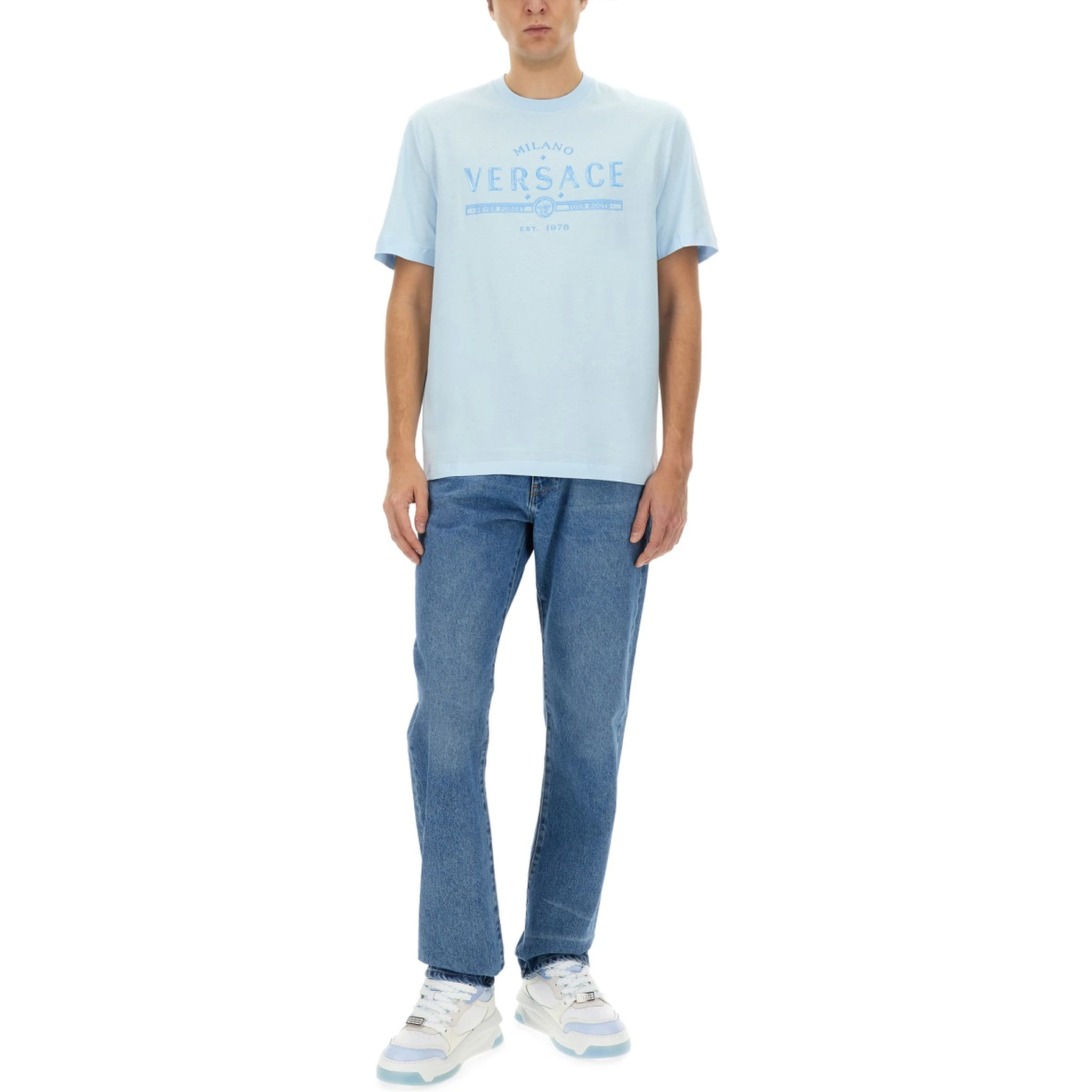 T-SHIRT WITH LOGO