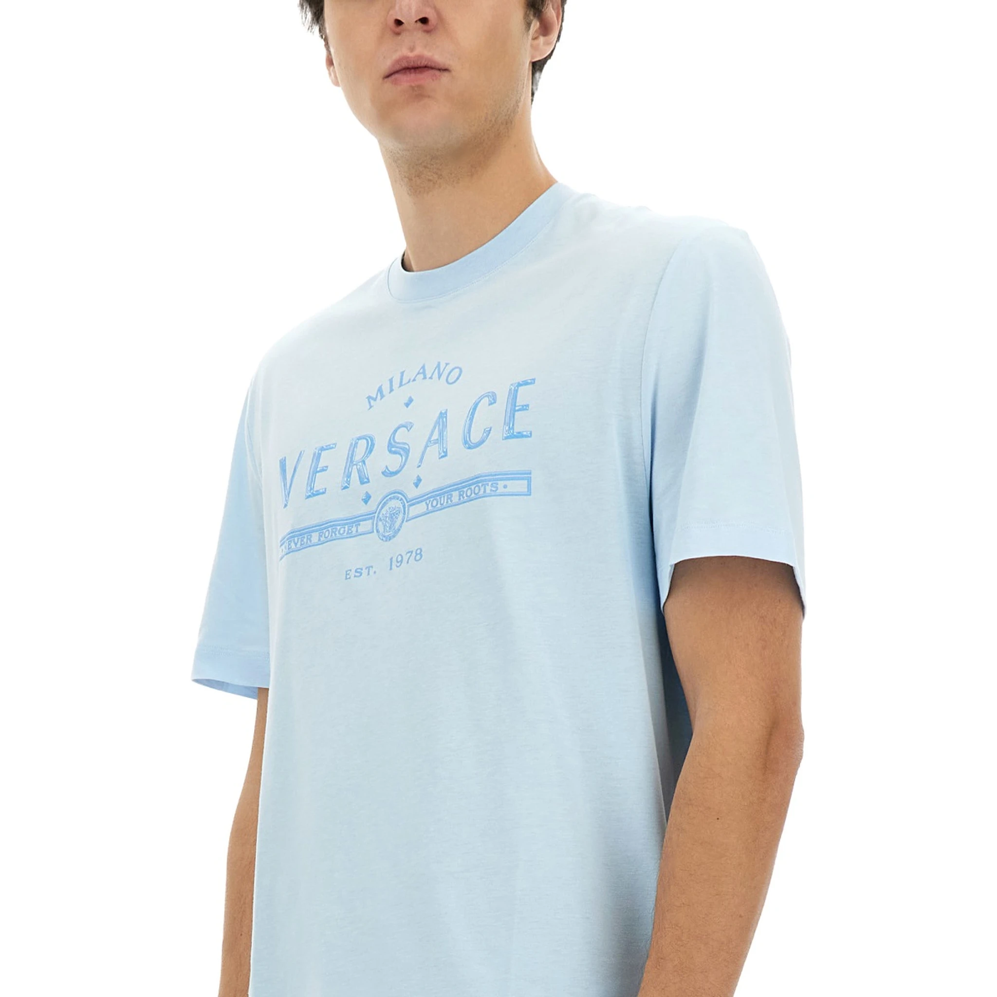 T-SHIRT WITH LOGO