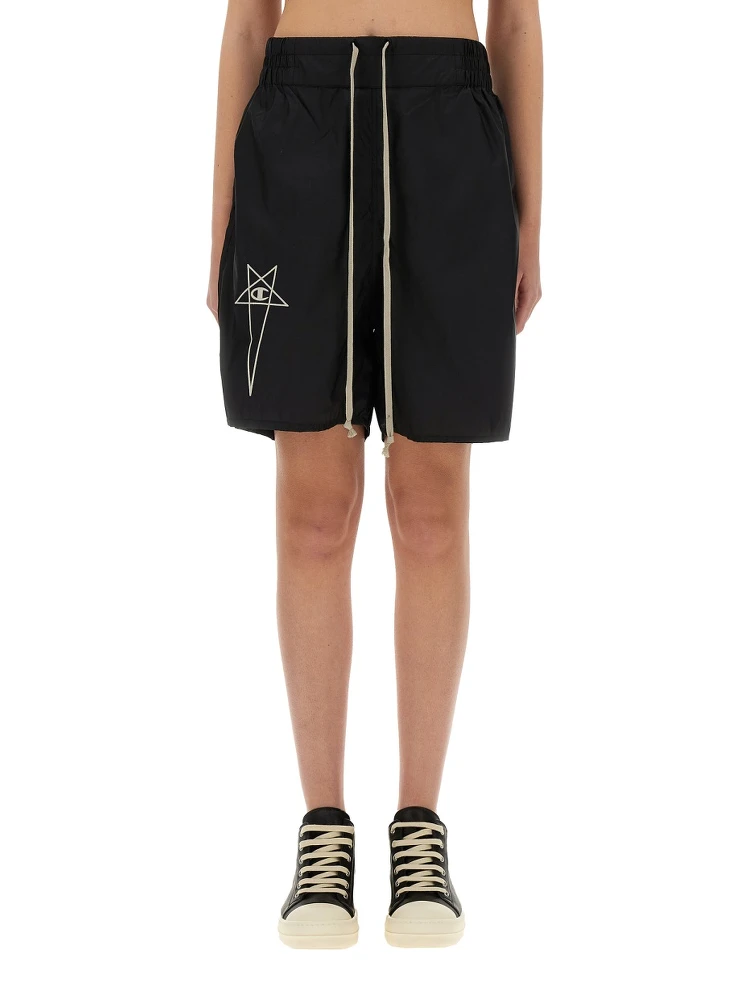 SHORTS WITH LOGO