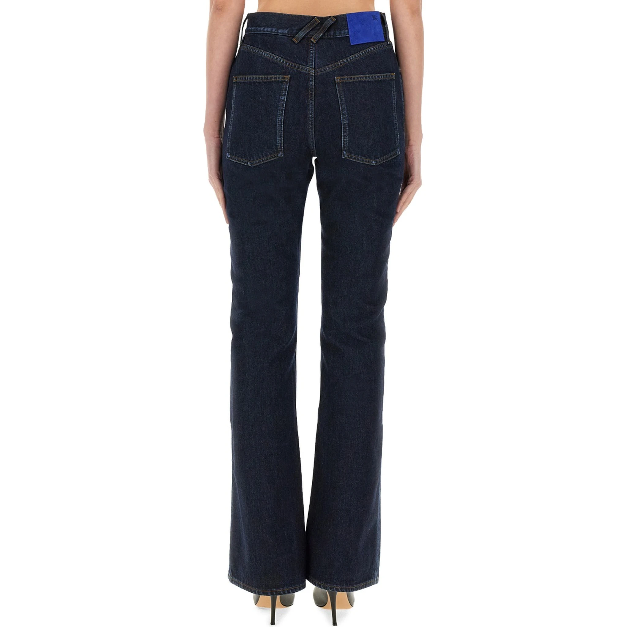 STRAIGHT JEANS
