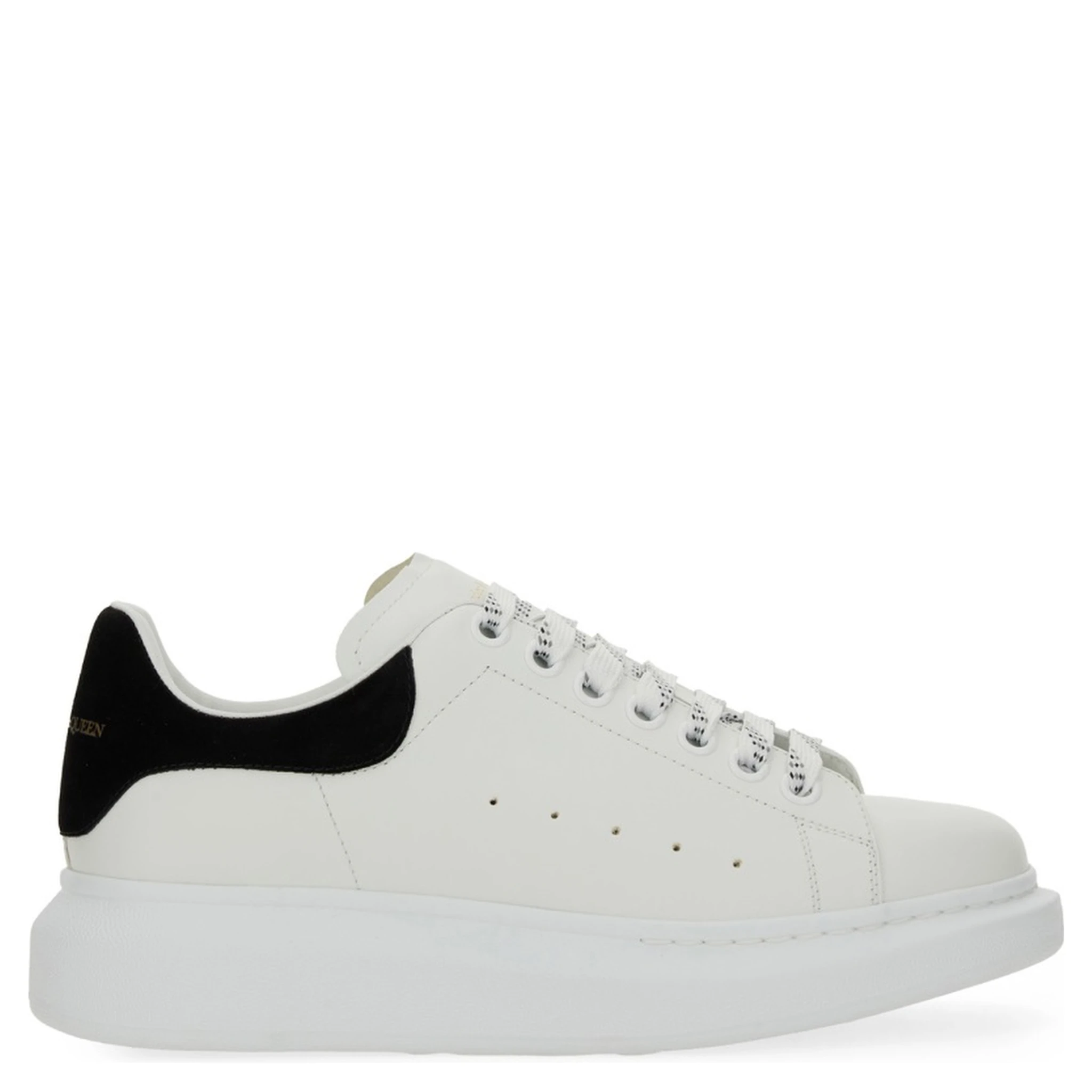 OVERSIZED SNEAKER