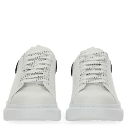 OVERSIZED SNEAKER