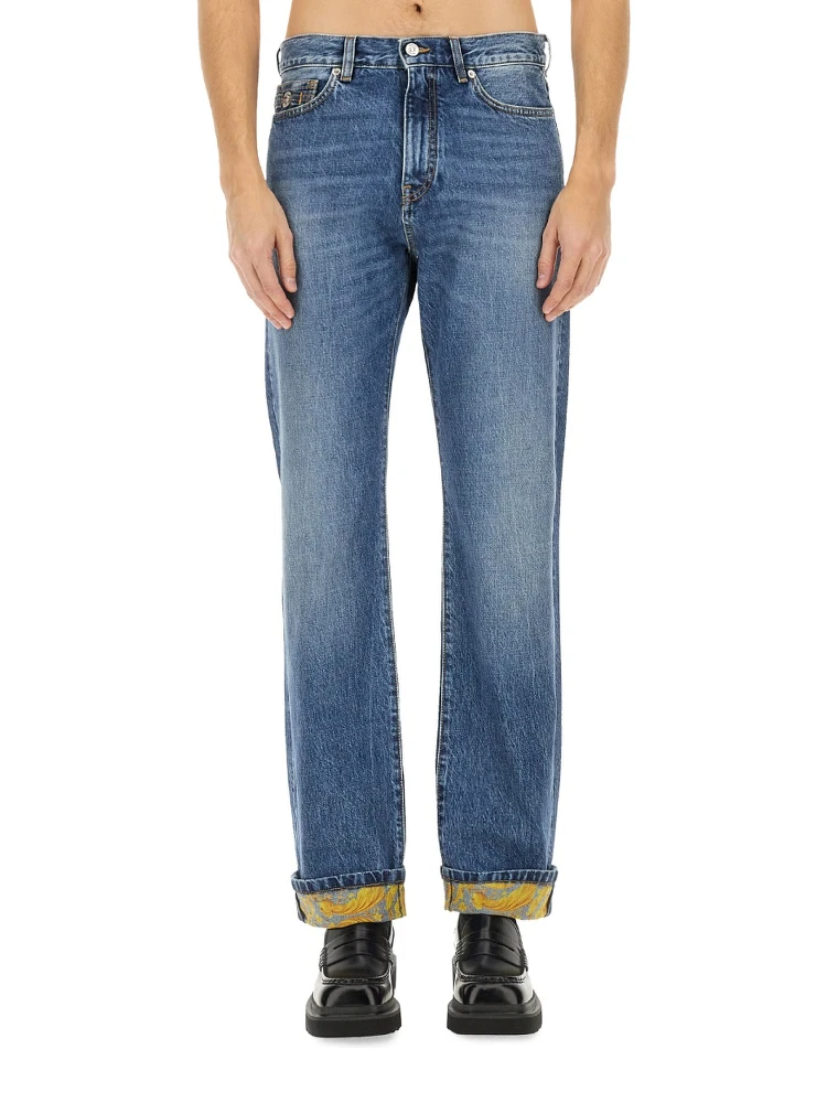 JEANS IN DENIM