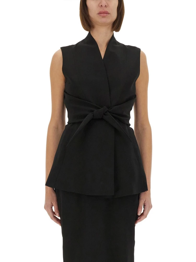 STRUCTURED SLEEVELESS JACKET