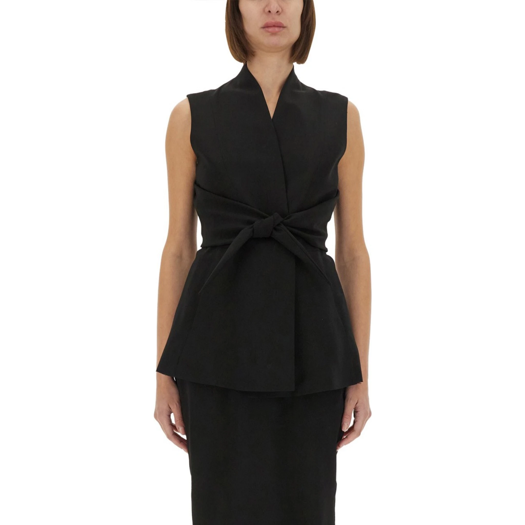 STRUCTURED SLEEVELESS JACKET