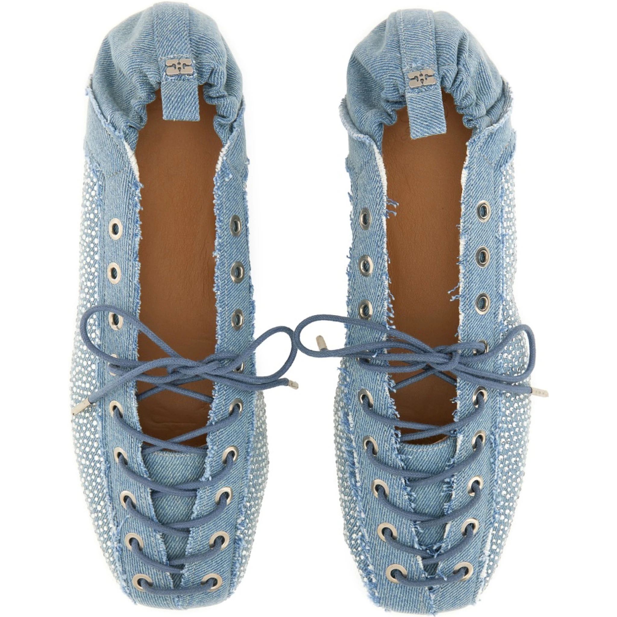 LACE-UP BALLERINA