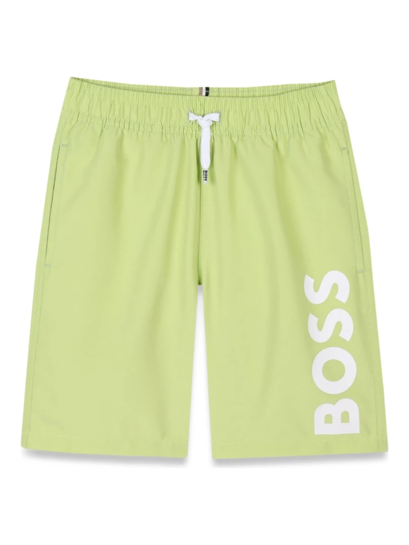 شورتات برمودا أساسية