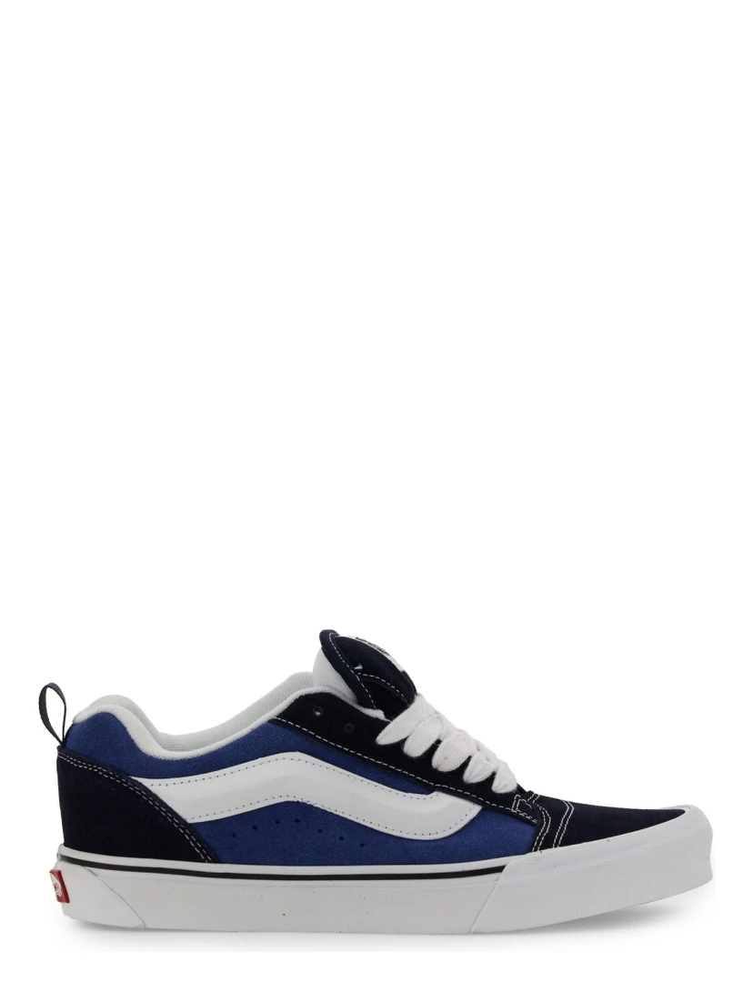 "KNU SKOOL" SNEAKER