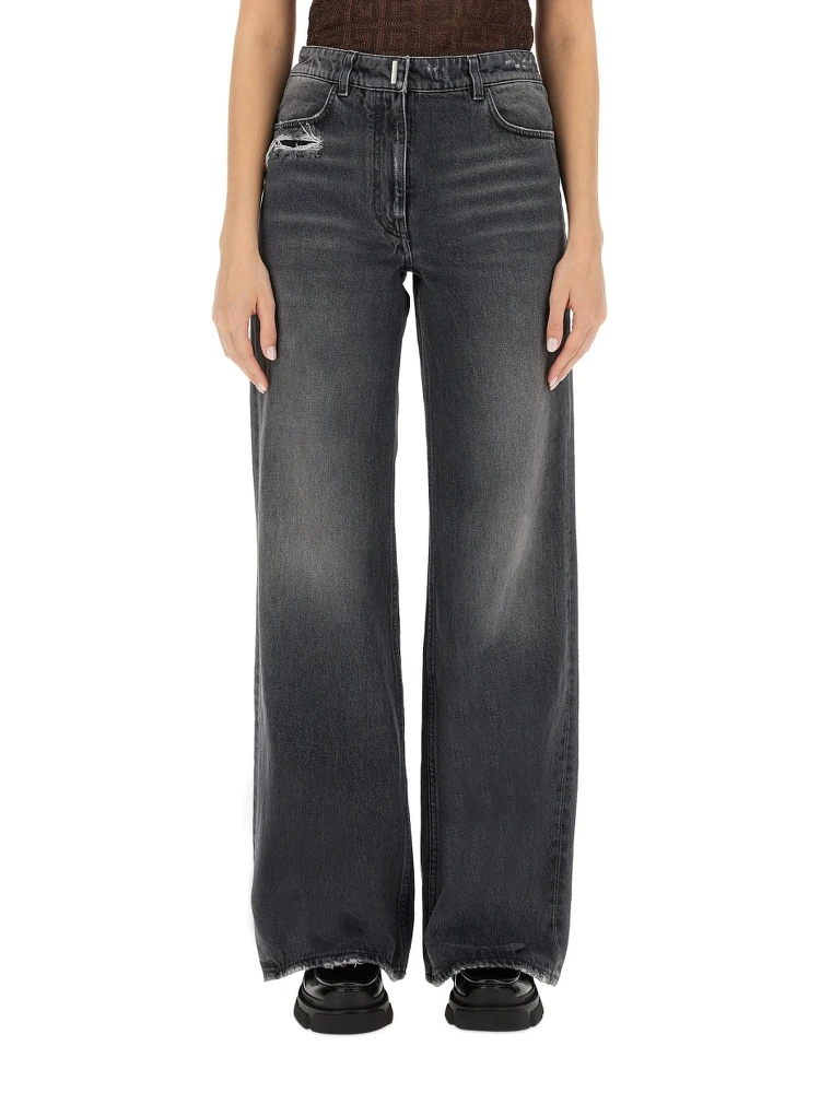 OVERSIZE JEANS