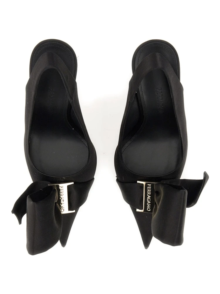 SANDAL WITH ASYMMETRICAL BOW alternative