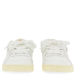 SNEAKER UNIVERSITY