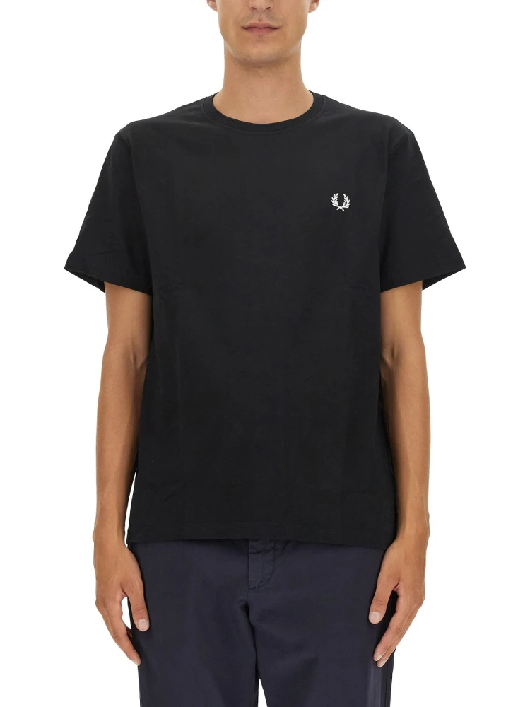 T-SHIRT WITH LOGO