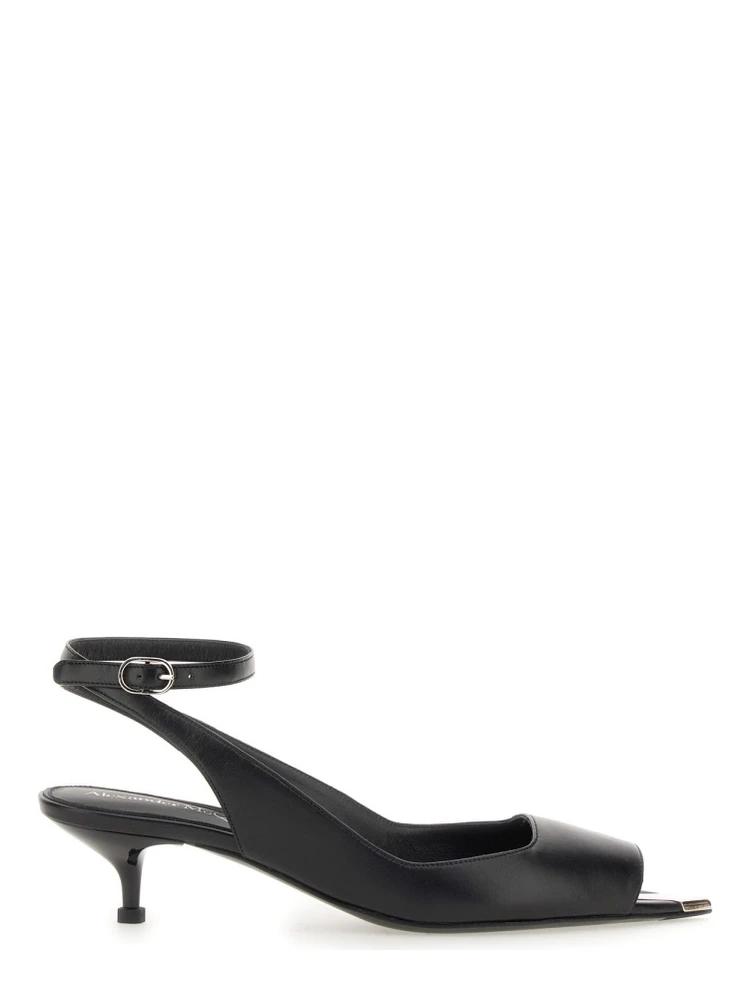PUNK SANDAL.