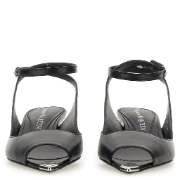 PUNK SANDAL.