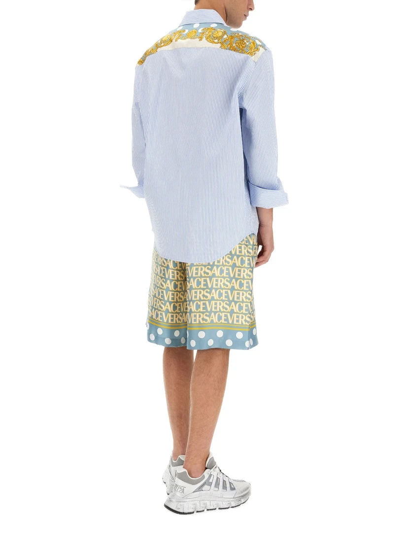 SHORTS WITH LOGO