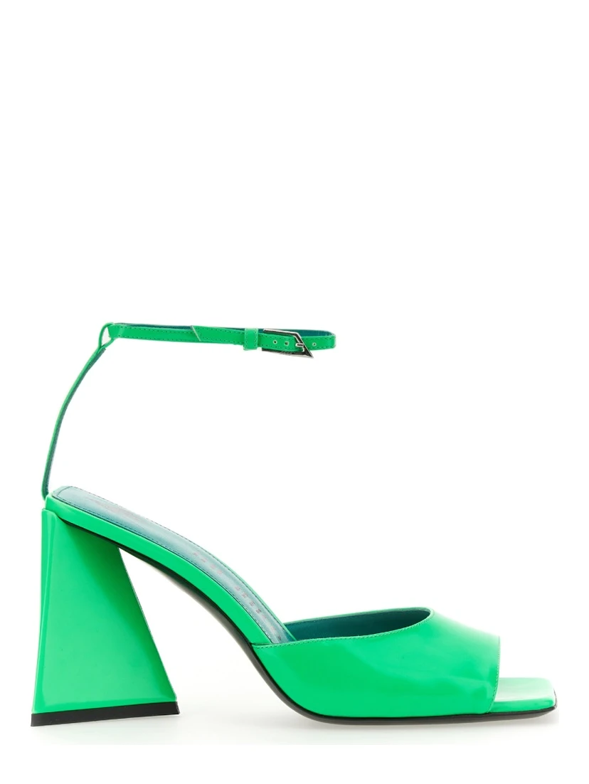 PIPER SANDAL.