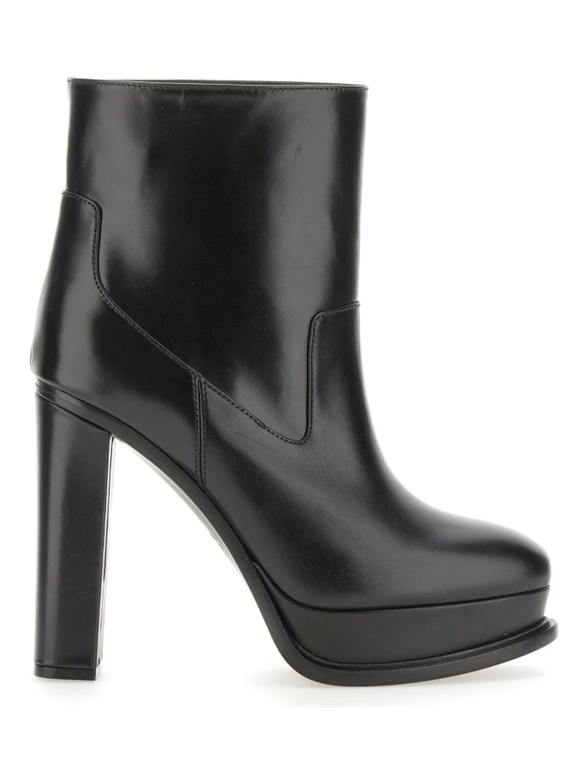 PLATFORM BOOTS