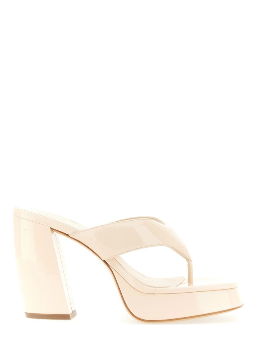 PATENT SANDAL.