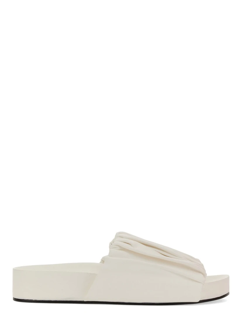LOW LEATHER SANDALS