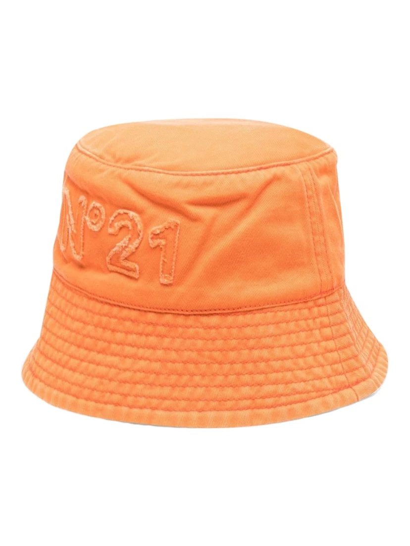 BUCKET HAT