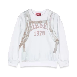 saffy over crewneck sweatshirt