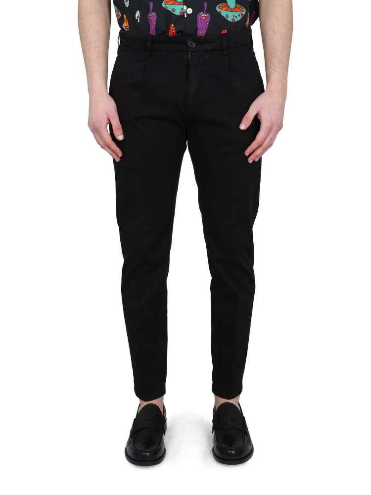 CHINO PANTS