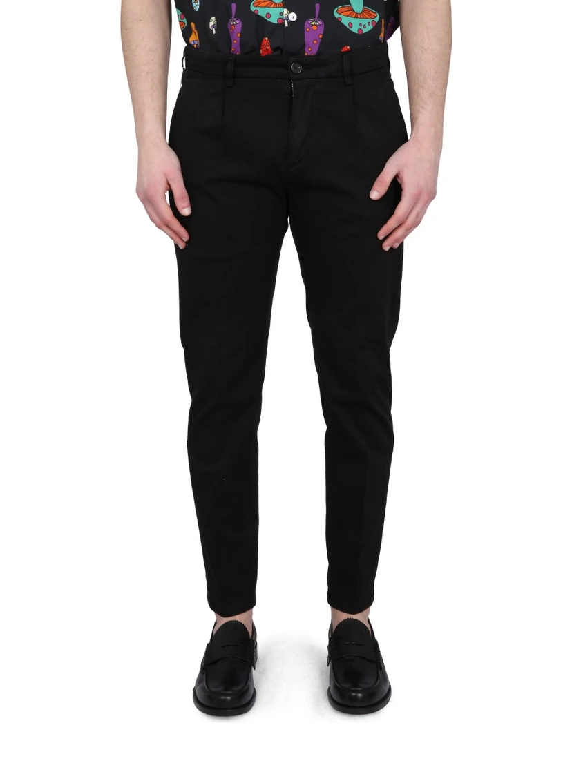 CHINO PANTS