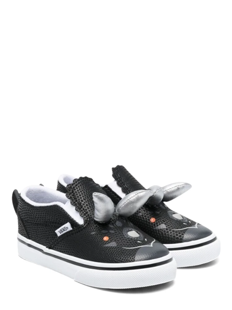 triceratops slip-on