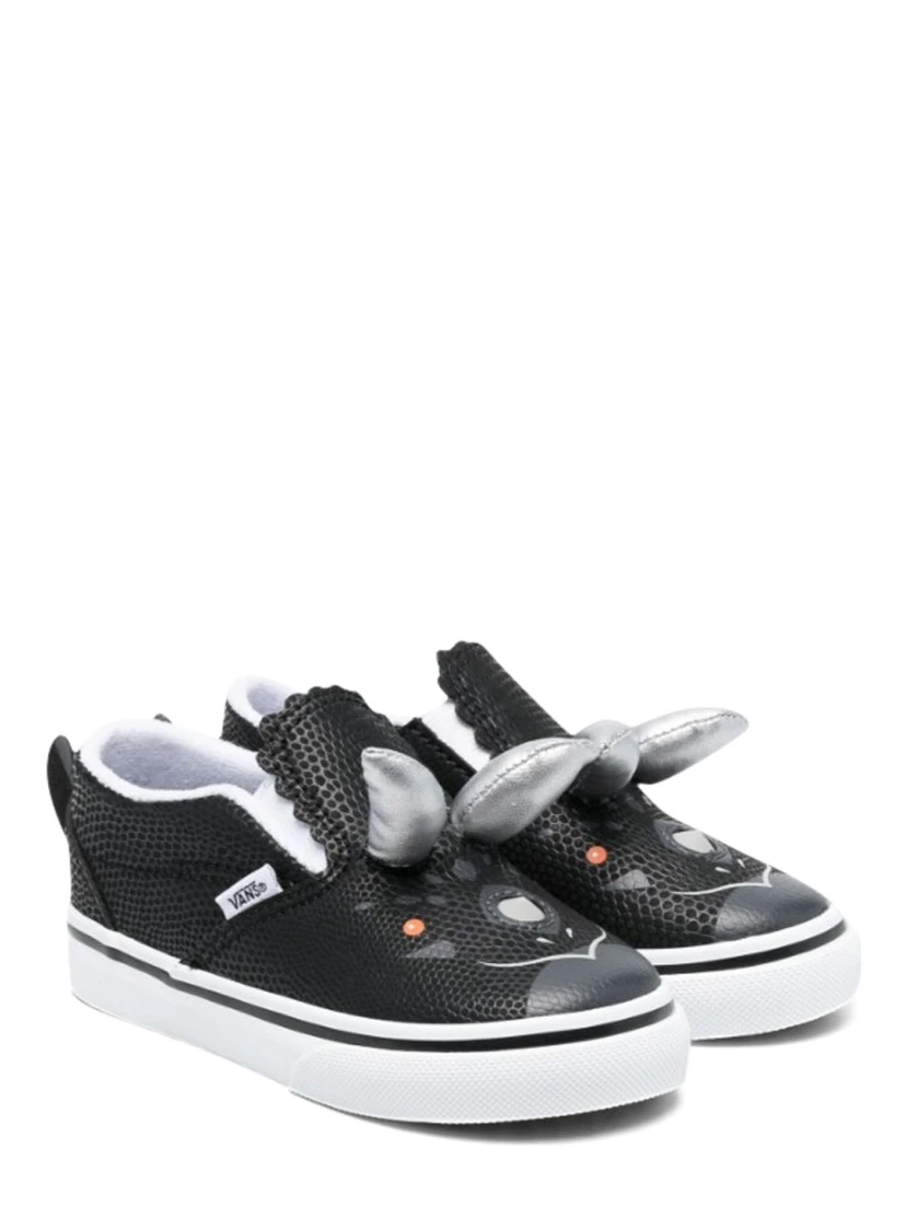 triceratops slip-on